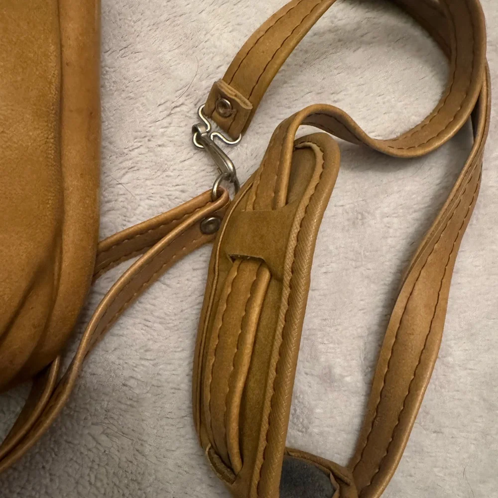 Marsand‎ Vintage Small Leather Camera Bag Tan Crossbody Wristlet USA